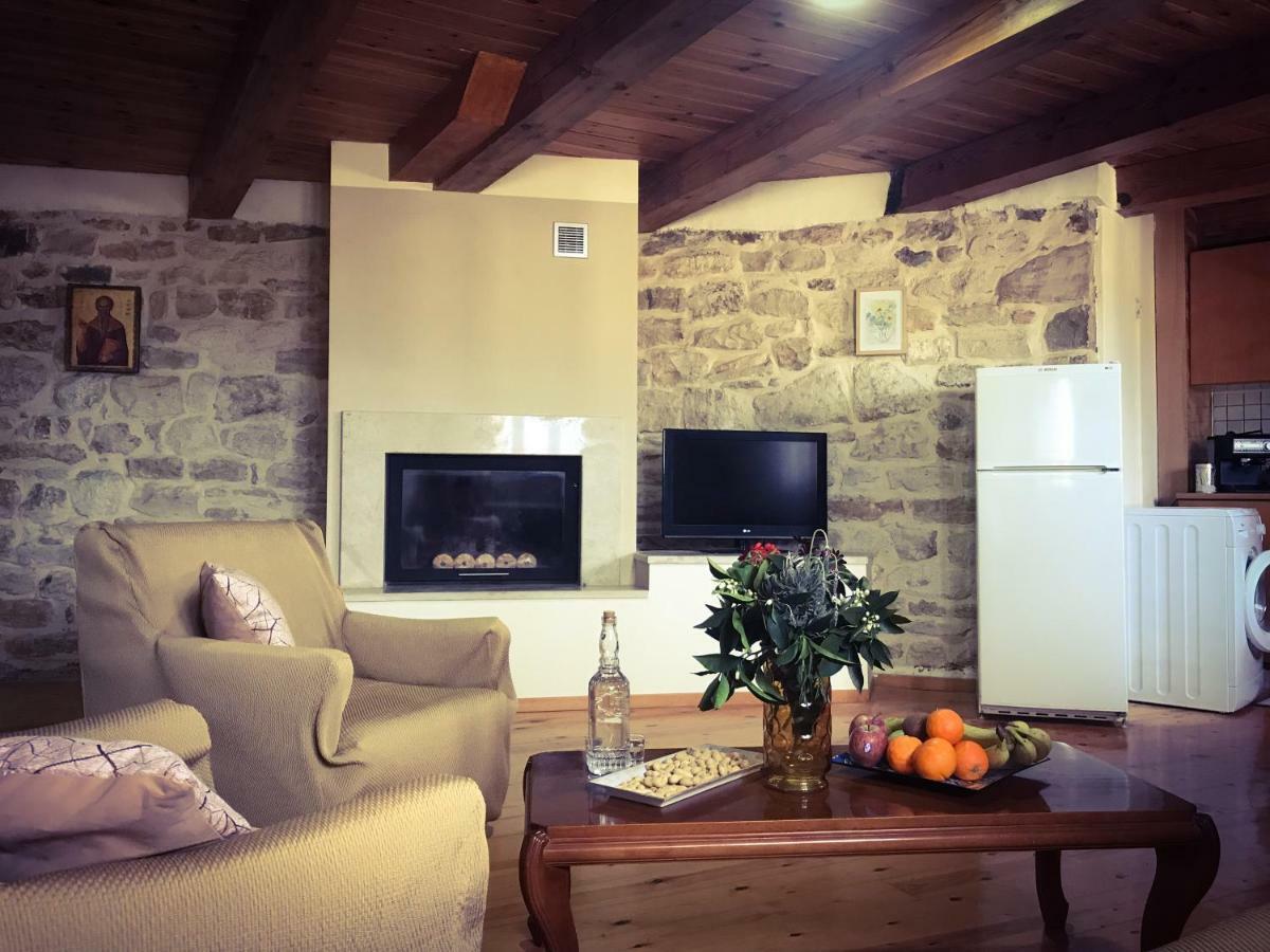 Antonia'S Home Alfa Village Exterior foto